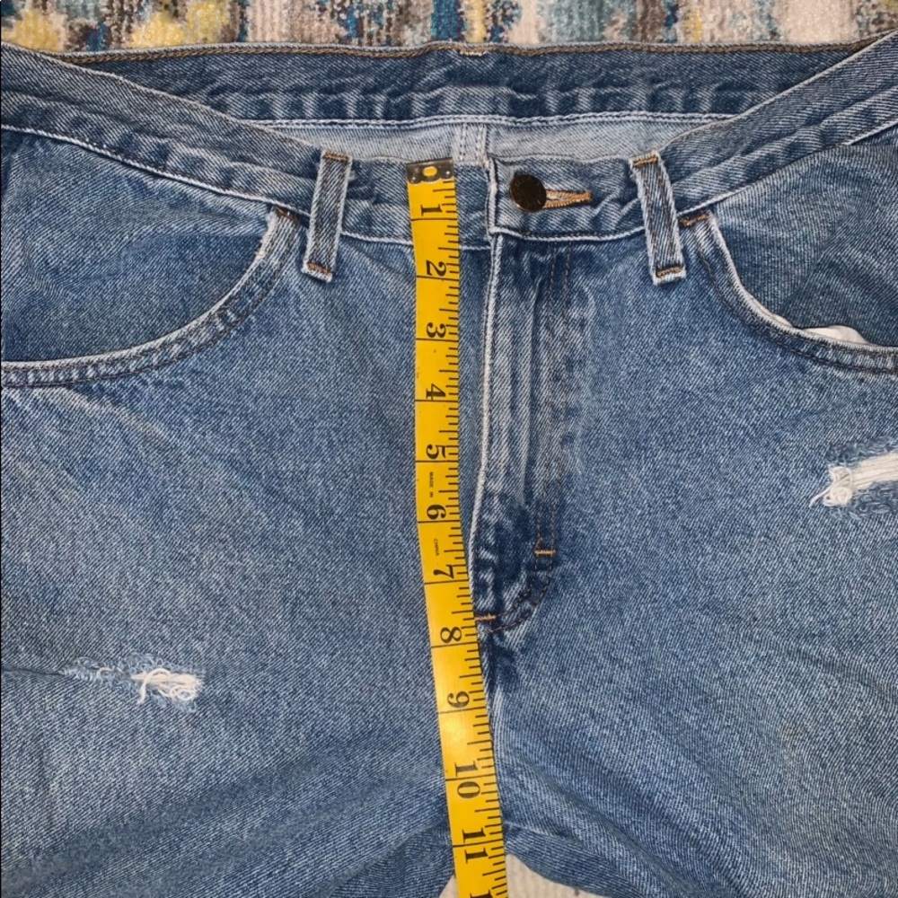 Distressed Rustler “Mom Jeans” - Picture 4 of 6